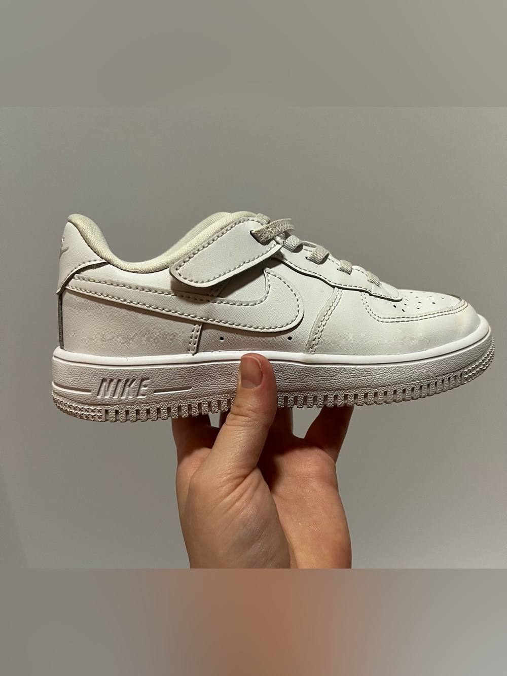 Nike Air Force 1 sneakers kids size 1Y